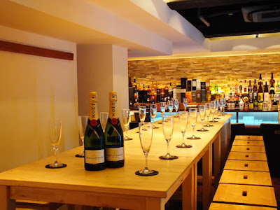 CAFE＋BAR 6Σ． 사진 5