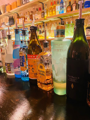 バー GORILLA 東梅田駅前&兎我野町店 사진 4