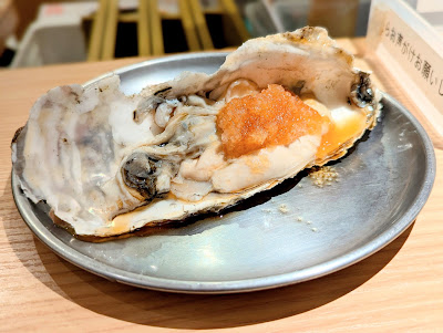牡蠣とワイン立喰い すしまる 天王寺MIO店 사진 4