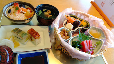 Sushiman in Kintetsu Dept. Uehommachi B1 사진 4