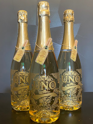 Uno 사진 3