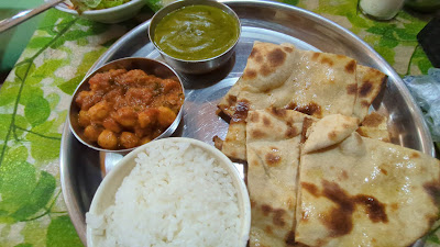 Indian Nepali Restaurant Safal インド・ネパールレストランサファル 사진 2
