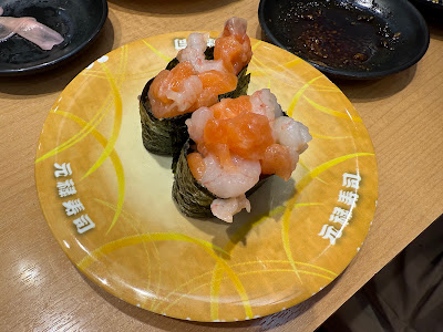 Sushi train at Osaka 사진 3