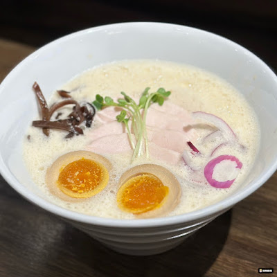 Men wa Tomoare - Tori Paitan Ramen 사진 3