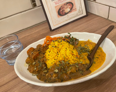 カレー屋 マカリイ 平野店 사진 5