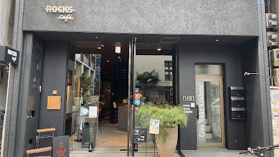 ROCKS Cafe 堀江店