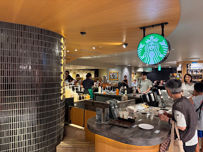 Starbucks Coffee - Osaka Takashimaya B1 West Zone 사진 2