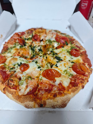 Domino's Pizza Yotsubashi Hanazono Nishi 사진 4