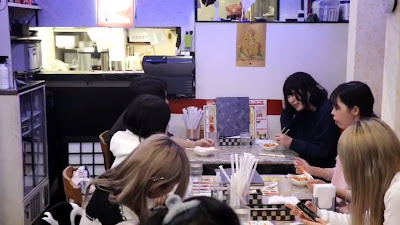 OM Mart Fuse 市場・食堂 사진 3