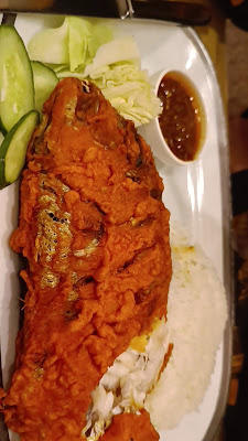 MOMO’s Cafe & Restaurant Osaka Halal Restaurant 사진 2