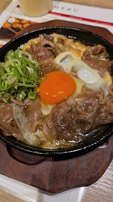 Johnny's Takoyaki and Kushikatsu Izakaya 사진 2