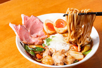 麺やaube 사진 3