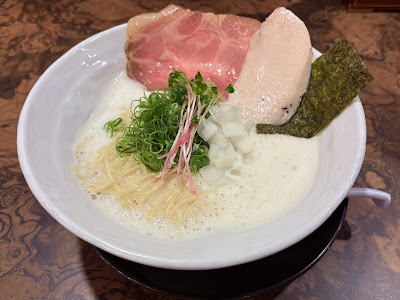 極み鶏そば 鶏と麦ときどき豚 사진 4