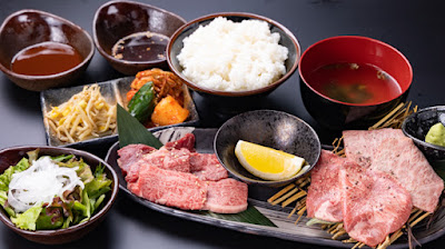 焼肉ホルモン牛真 사진 3
