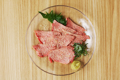 肉ホルモン処 萬 사진 3