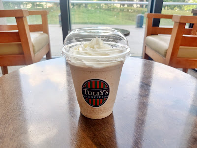 Tully’s Coffee - OBP Crystal Tower 사진 3