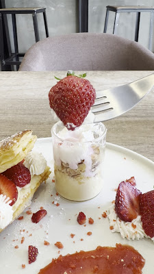 TLUCK RUN & COFFEE GALLERY 天六カフェ 사진 3