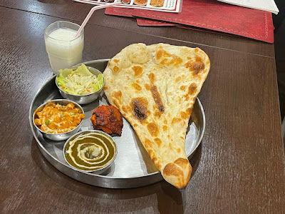 Iru Indian Restaurant cafe & Bar 사진 3