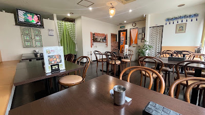 Iru Indian Restaurant cafe & Bar 사진 2