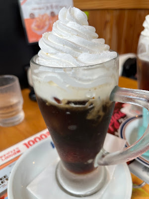 코메다 커피 이마후쿠츠루미점 사진 4