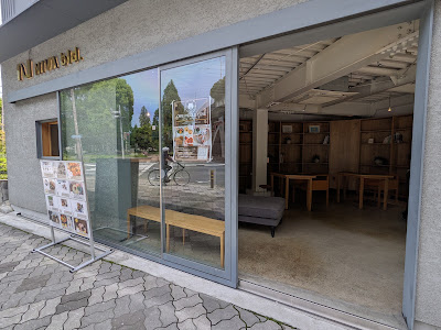 CAFE MIDDLE COVE (カフェ ミドルコーブ)