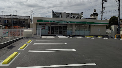 Lawson Store 100 Sunjiyata Nichome Shop 사진 3