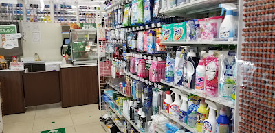 Lawson Store 100 Sunjiyata Nichome Shop 사진 5