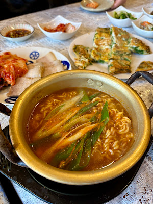 Chingu Korean Restaurant 사진 3
