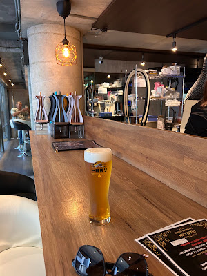 ゴールドライン 心斎橋店(Cafe&Bar Lounge GOLDLINE.) 사진 2
