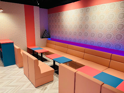 オオカミちゃんカフェ天満店