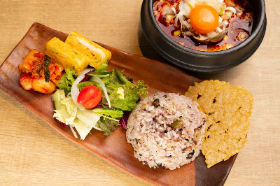 Green Green Korean Dining 사진 4