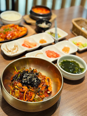 Niccori Maccori Ikebukuroseibuten Korean Restaurant 사진 4