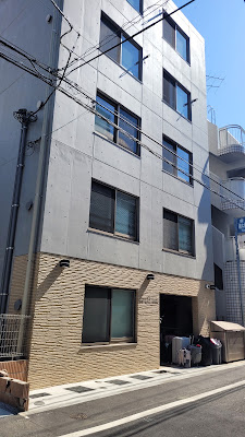 Mi-Hotel