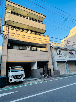 Oku Apartment