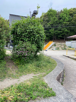 Todaijisanchoume Park