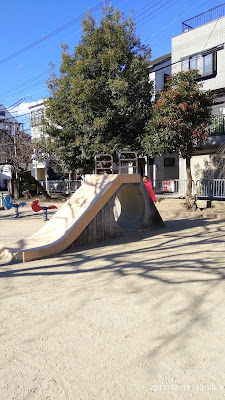 아네보지로 아동공원 사진 3