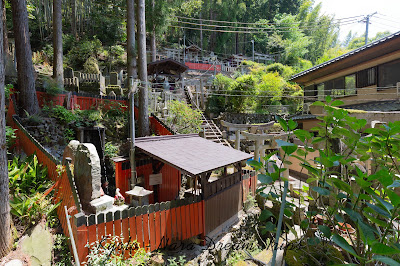 Shiragiku Waterfall