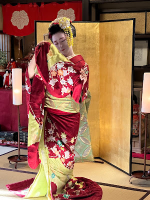 Tondaya -Nishijin Japanese Cultural Experience Museum