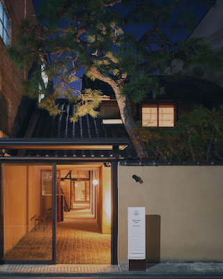 カーキゲストハウス室町