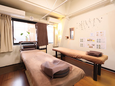 京都整体 サロン リファインネス烏丸 사진 1