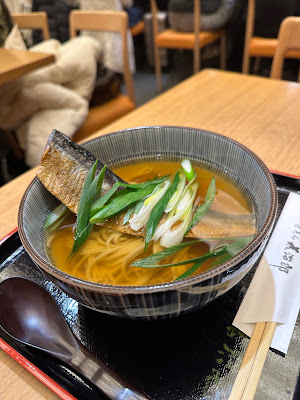Honke Nishio Yatsuhashi Hachijo Gate Store 사진 4