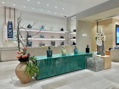LOEWE Takashimaya Kyoto Store 사진 3