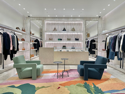 LOEWE Takashimaya Kyoto Store 사진 4