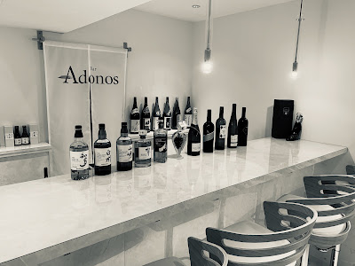 Adonos bar