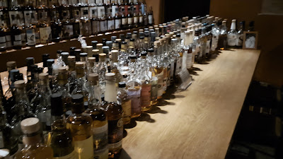 WHISKY SPOT CHALMUN'S TOYBOX [ウイスキー スポット チャルマンズ トイボックス] (Bar バー) 사진 2