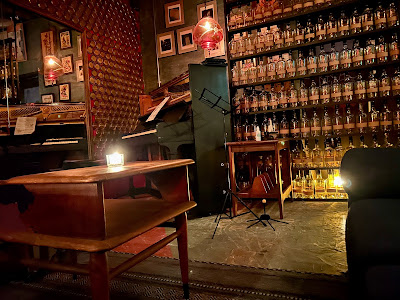 Cinematik Saloon