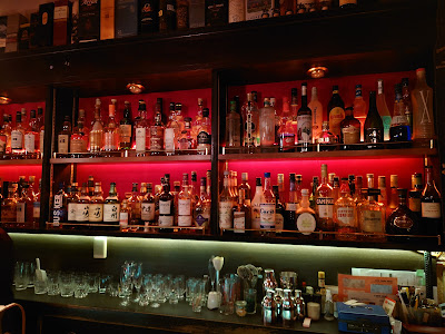 BAR Red Tails 사진 3