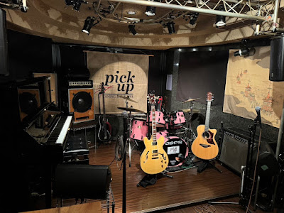 Gion pickup Live Session Karaoke Music Bar (祇園ピックアップ) 사진 3
