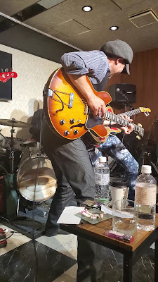 DUKES(Live Bar) 사진 2