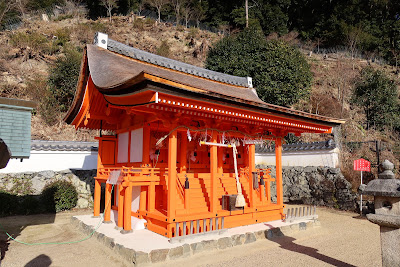 이소바신사